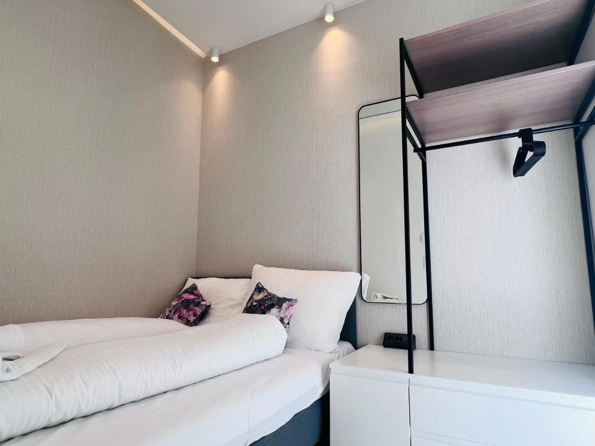 Zeus Design Apartment Schlosspark Schoenbrunn فيينا المظهر الخارجي الصورة